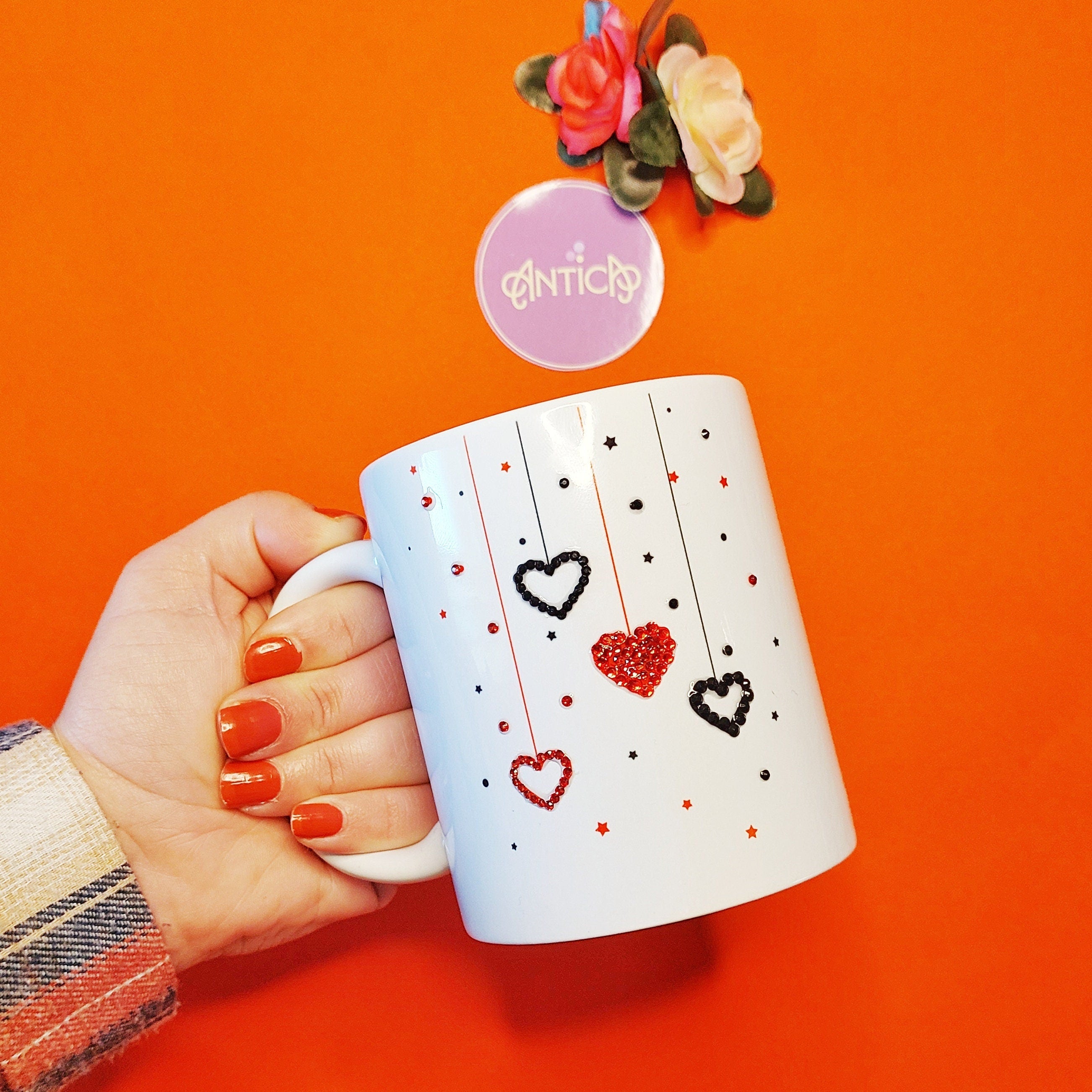 Taza cristales corazones personalizada