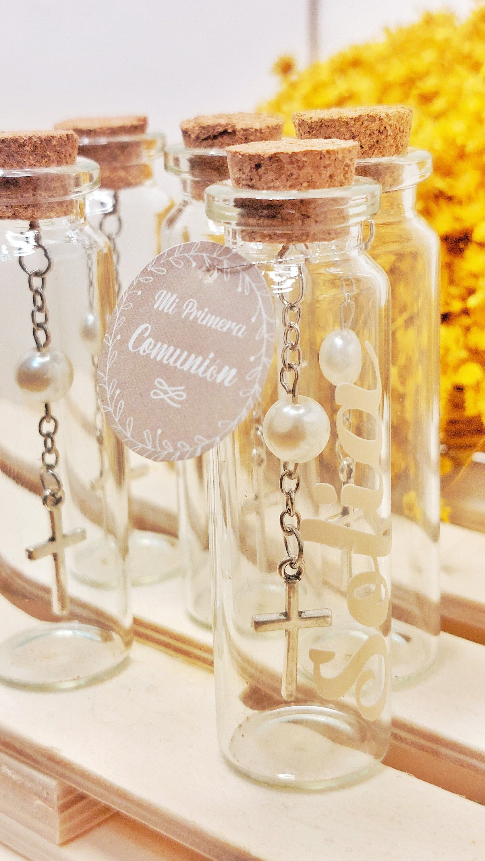 Botella pequeña personalizada con cruz
