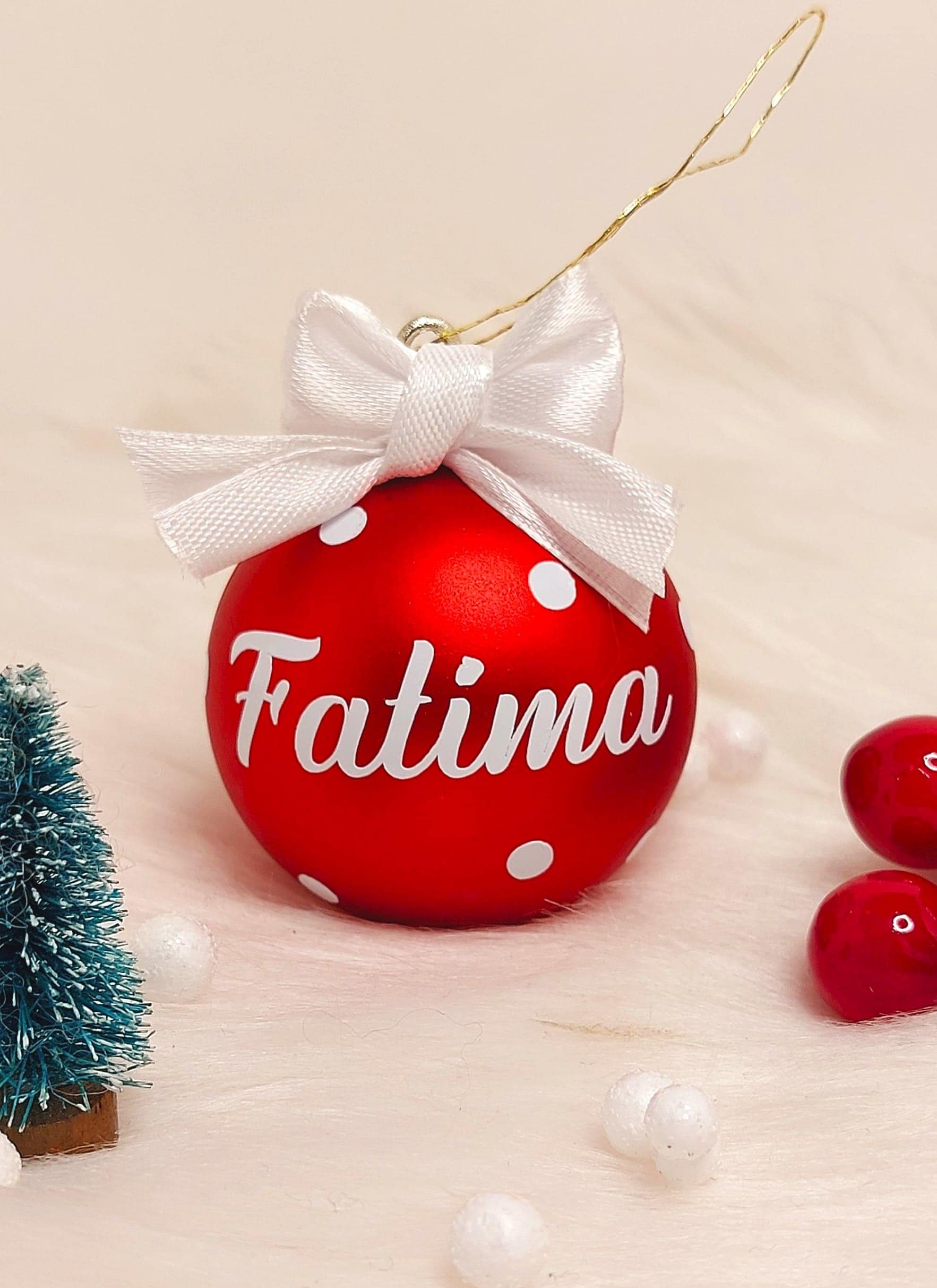 Bola navideña clásica personalizada con nombre