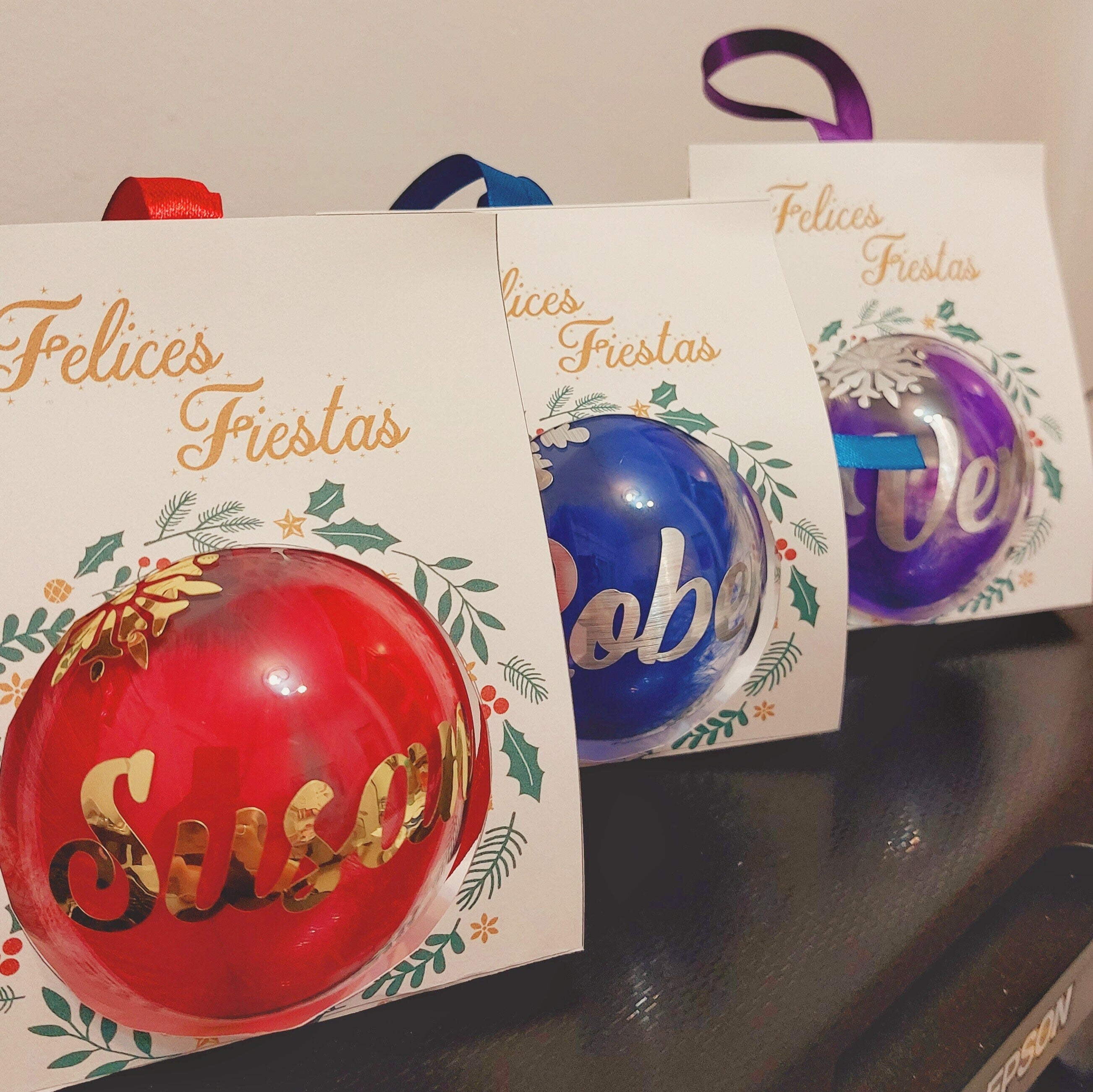 Bola navideña personalizada con nombre