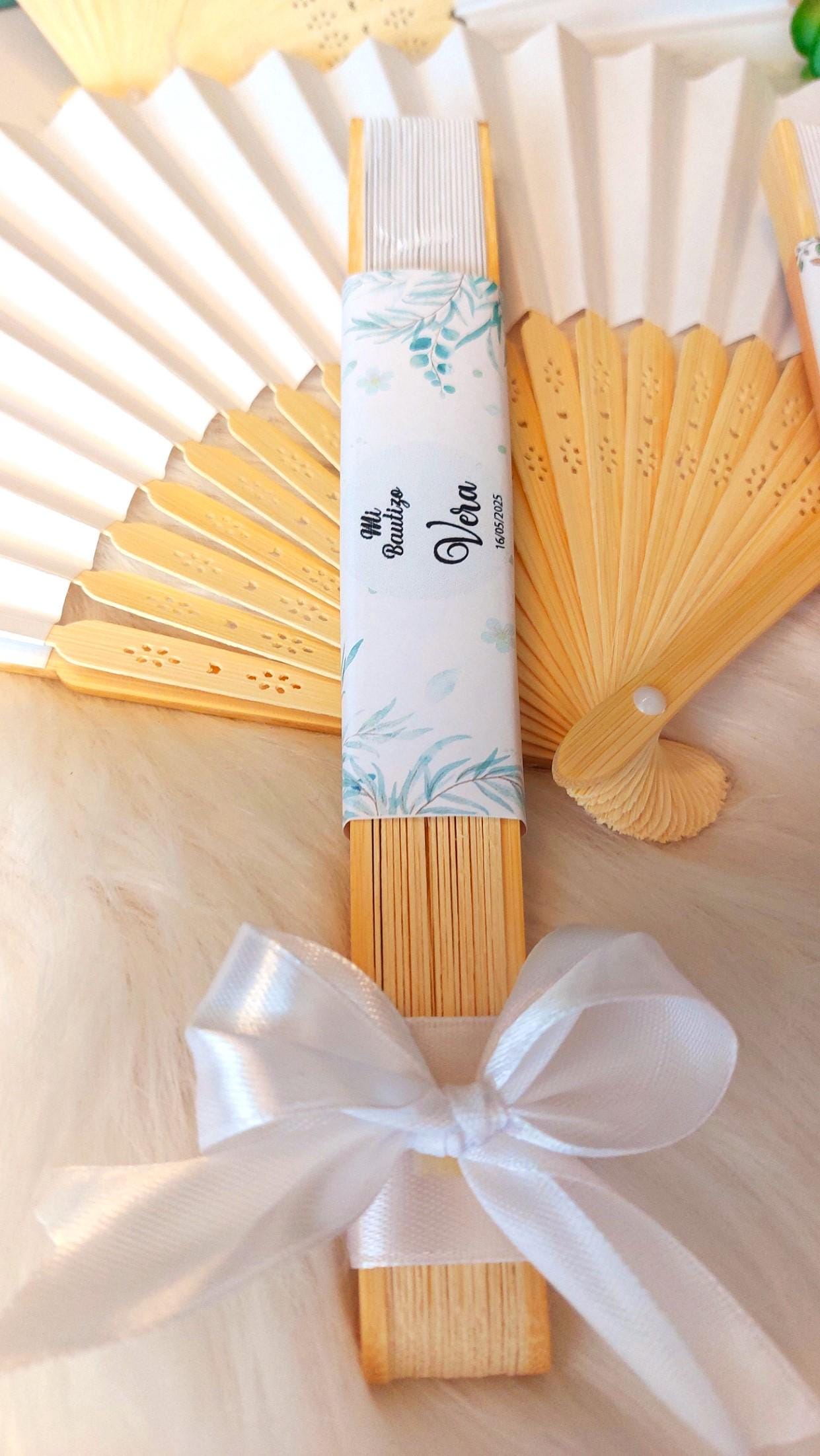 Abanico con lazo personalizado
