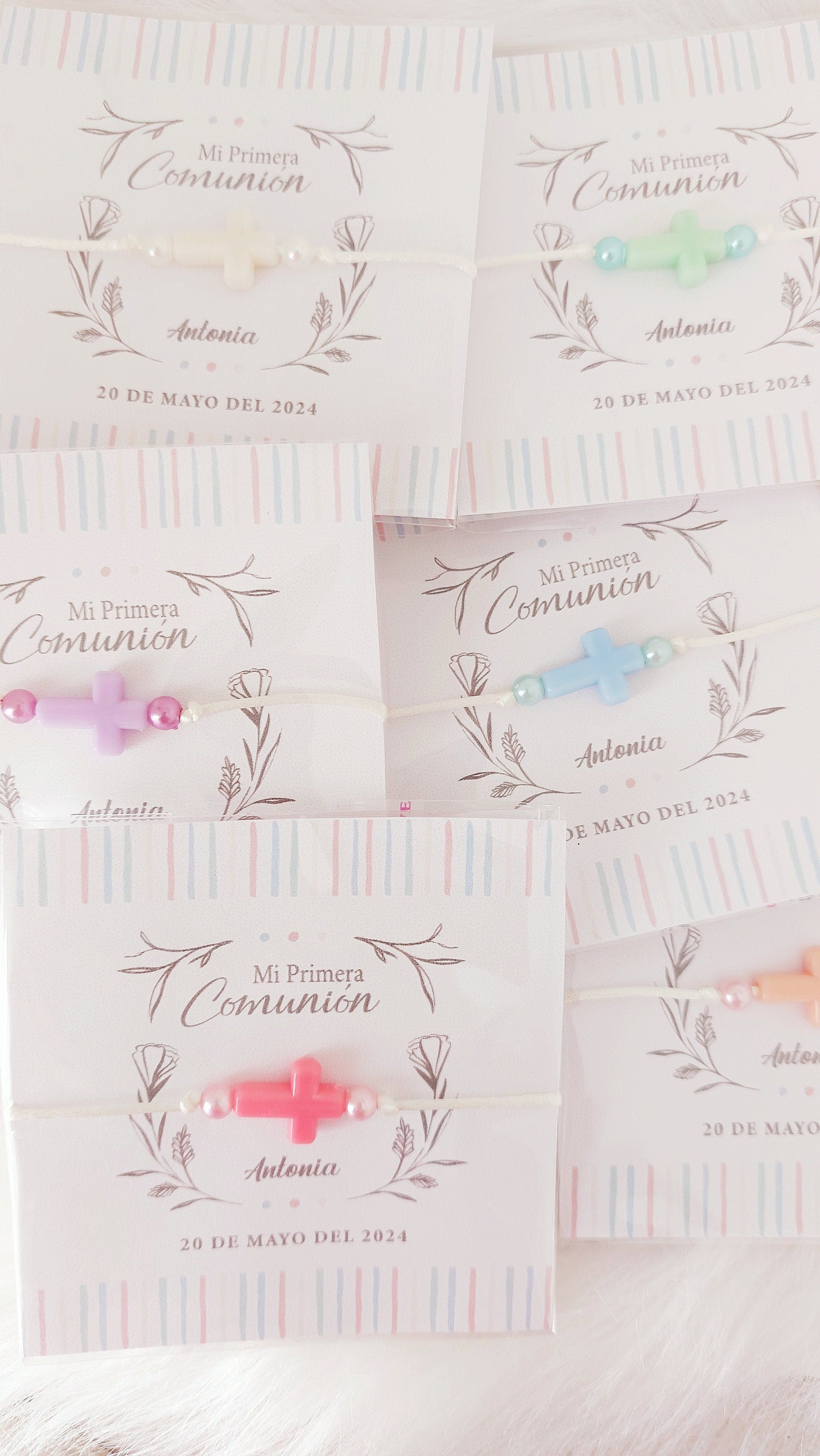 Pulsera con cruz + Tarjeta Personalizada
