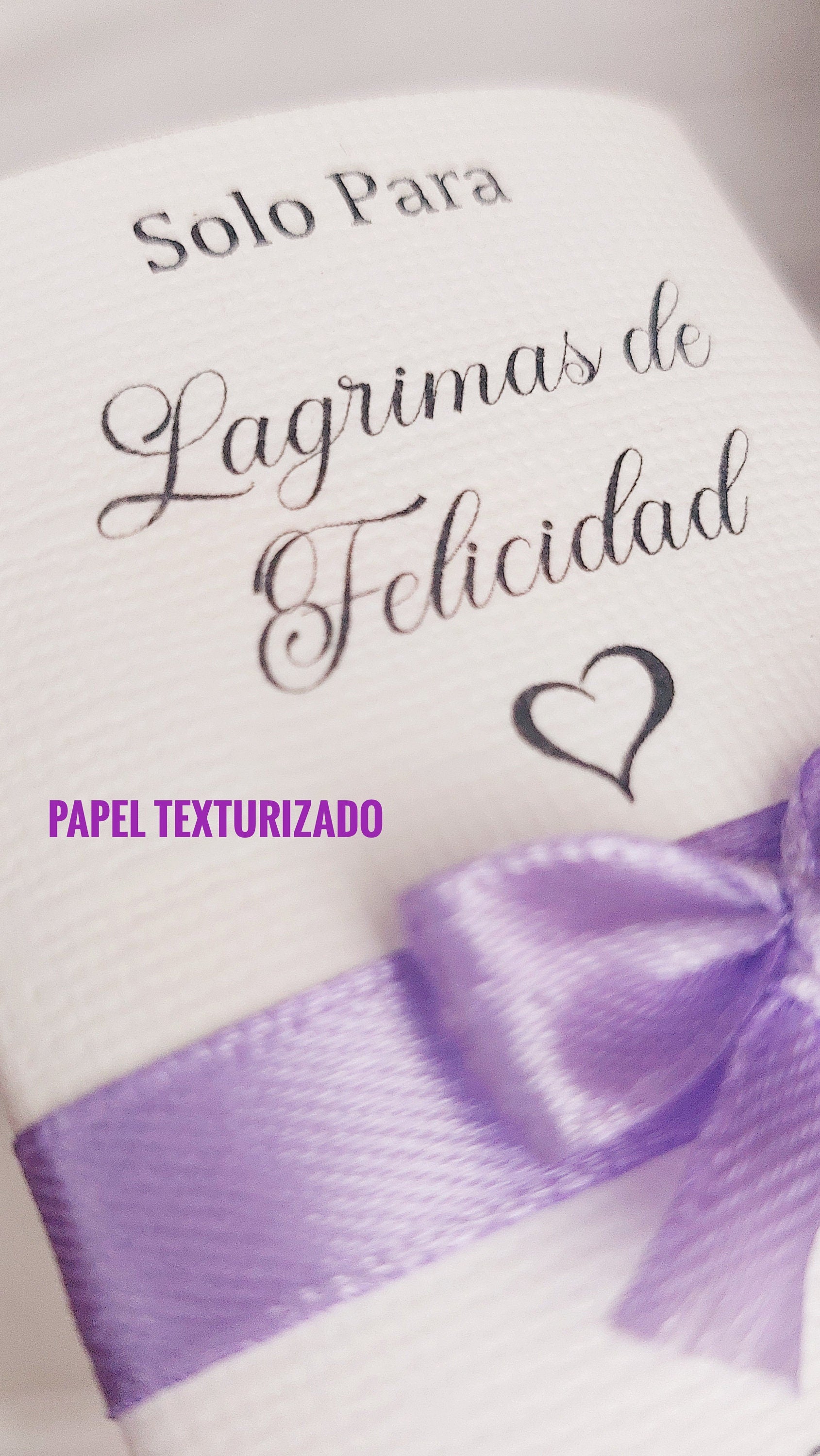 Paquete personalizado de pañuelos para boda