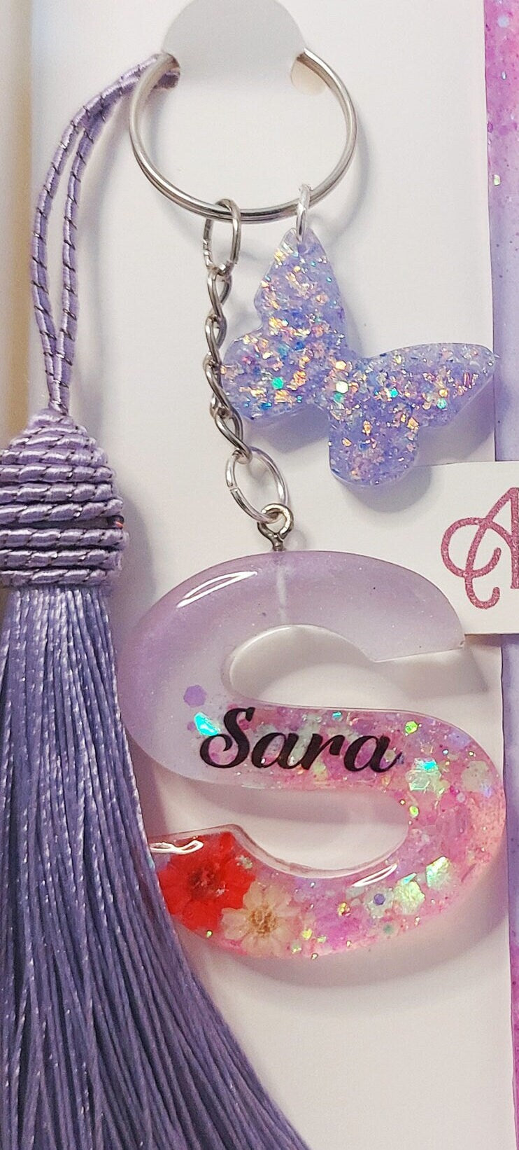 Llavero personalizado inicial en resina