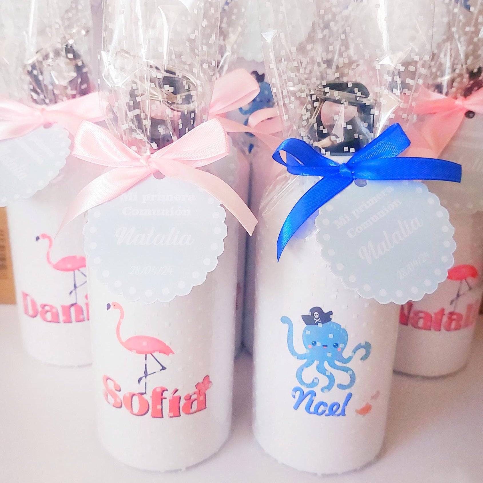Detalle infantil de comunión, botellas personalizadas con nombre, detalle infantil de boda, 