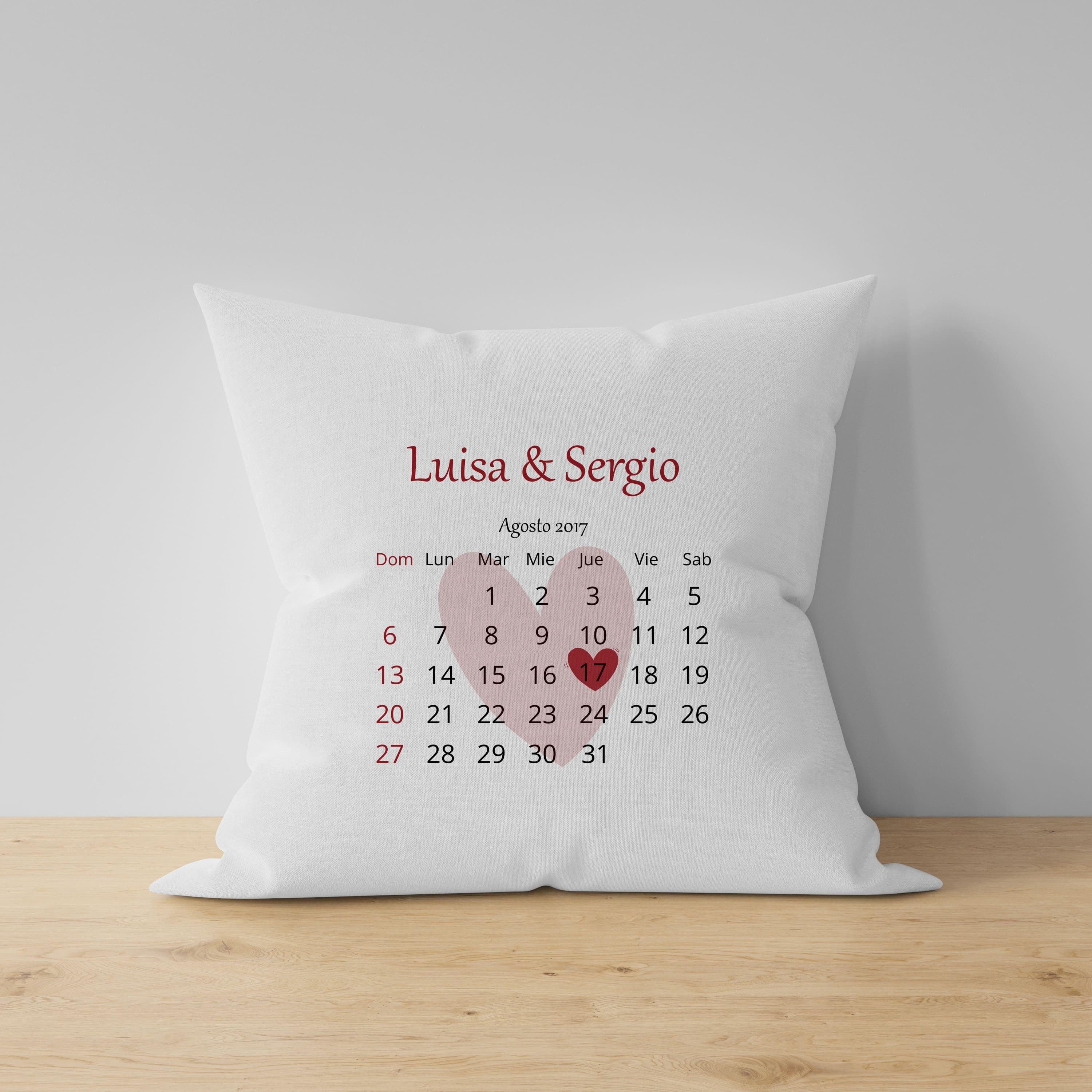 Cojín Aniversario Personalizado con Calendario