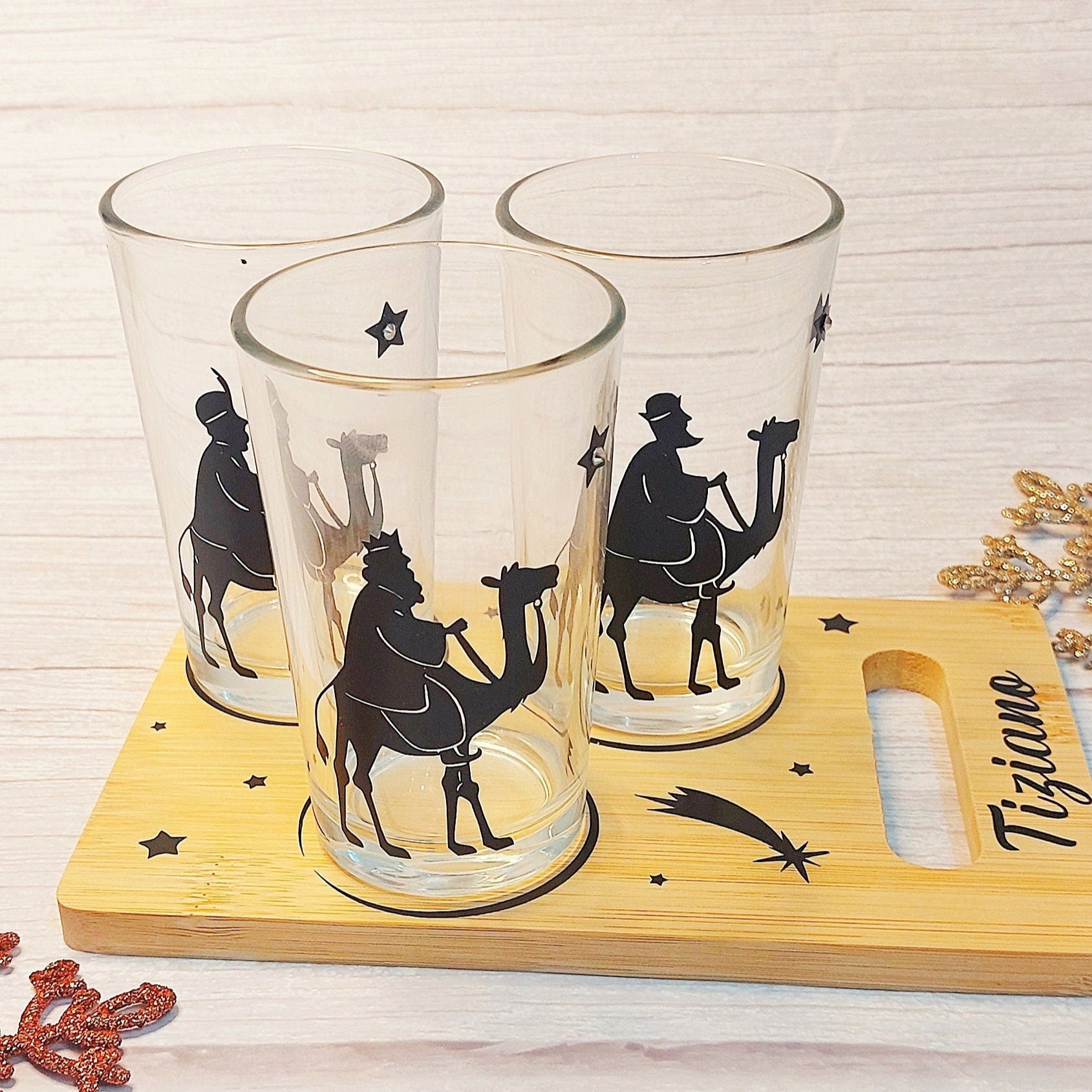 Bandeja para reyes magos, pack 3 vasos de reyes Magos, Vaso de agua infantil navideño, set vasos decorados